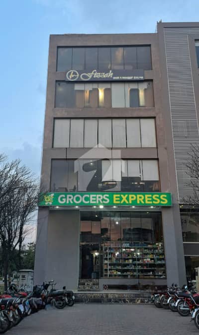 8 Marla Floor (1800sqft) On Excellent Location SPACE AVAILABLE FOR RENT