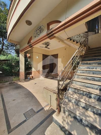 16 Marla Double Storey House For Rent 16 Marla Double Storey House For Rent
