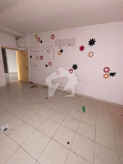 350 Square Feet Office Available For Rent At Main Boulevard Gulberg
