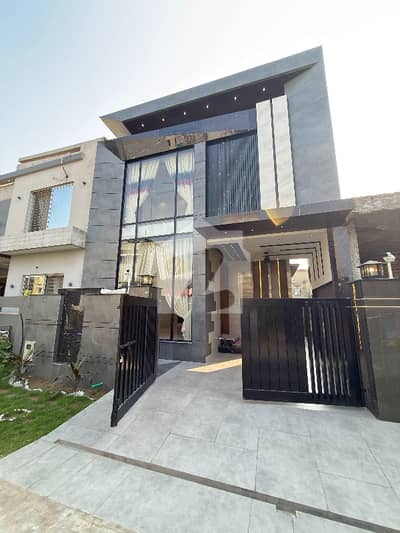 5 Marla Ultra Modren Design Double unit Bungalow
