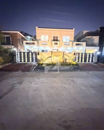 G/11 5,Marla Sun Face Corrner 4bed Dubel Unit House Available For Sale, Not Real Pik