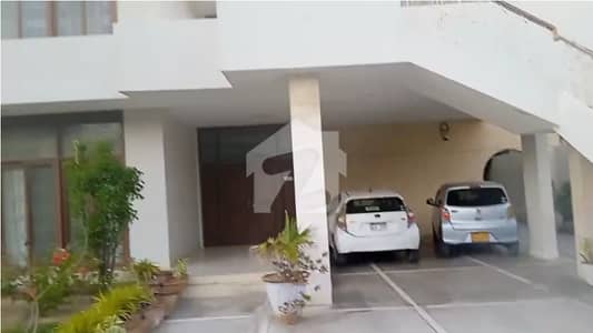 Prime Location In DHA Phase 5 1000 Square Yards Residential House For Sale