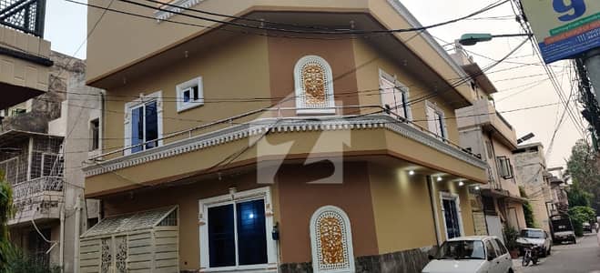 5 marla Double storey house for sale allama iqbal town lahore.