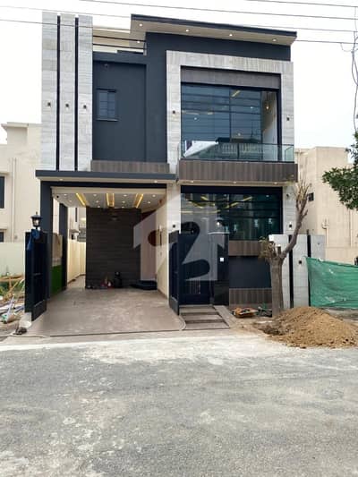 5 Marla Brand New Ultra Modern House For Sale In DHA Rehbar 5 Marla Brand New Ultra Modern House For Sale In DHA Rehbar