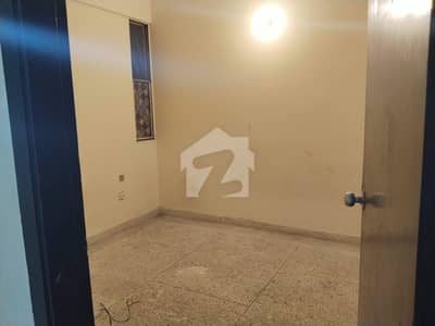 Spacious 3 Bedroom Apartment In Zamzama Dha Phase 5