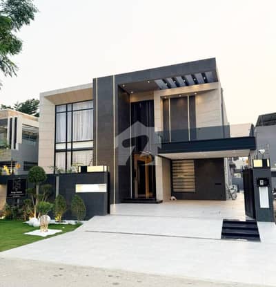 One Kanal Brand New Luxury House With AC And Curtains Located Near Dolmen Mall