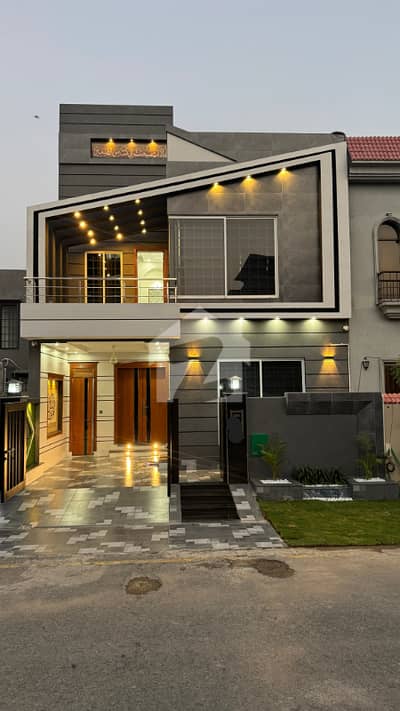 5 Marla Brand New Ultra Modern House For Sale In Bahria Orchard Lahore