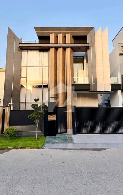 Prime Location Citi Housing Society House Sized 10 Marla Is Available