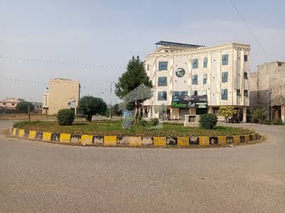 ڈی سی کالونی - بولان بلاک ڈی سی کالونی,گوجرانوالہ میں 10 مرلہ رہائشی پلاٹ 1.75 کروڑ میں برائے فروخت۔
