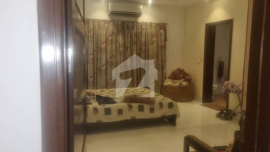 DHA Phase 4 Gg Block 1 Kanal House 5 Bed Far Sale Available