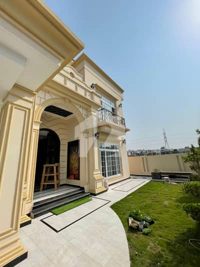 kanal house available for rent beautiful location