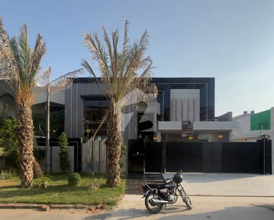 1 Kanal Brand New House Is For Sale In Valencia Town Lahore 6 Bed'S 2 Kitchen Original Pictures Exact Location In Nasheman E Iqbal Phase 2 Very Close To Valencia