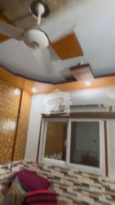 گلشنِ اقبال - بلاک 10 گلشنِ اقبال,گلشنِ اقبال ٹاؤن,کراچی میں 2 کمروں کا 4 مرلہ فلیٹ 1.1 کروڑ میں برائے فروخت۔