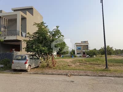 بحریہ انکلیو - سیکٹر ایف1 بحریہ انکلیو,بحریہ ٹاؤن,اسلام آباد میں 10 مرلہ رہائشی پلاٹ 1.75 کروڑ میں برائے فروخت۔ بحریہ انکلیو - سیکٹر ایف1 بحریہ انکلیو,بحریہ ٹاؤن,اسلام آباد میں 10 مرلہ رہائشی پلاٹ 1.75 کروڑ میں برائے فروخت۔