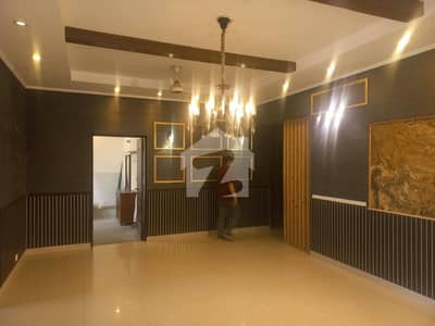 01 KANAL BEAUTIFUL TILE FLOOR UPPER PORTION FOR RENT IN JOHAR TOWN LAHORE