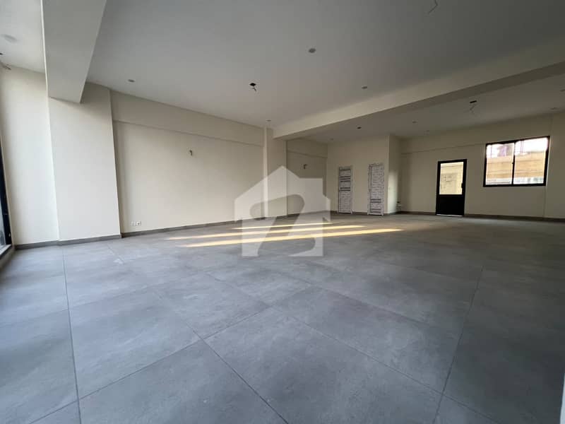 OFFICE FLOOR FOR RENT OFFICE FLOOR FOR RENT