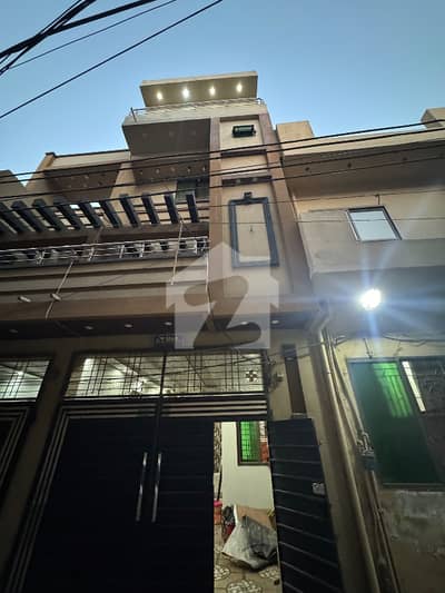 مرغزار آفیسرز کالونی لاہور میں 5 کمروں کا 3 مرلہ مکان 1.6 کروڑ میں برائے فروخت۔ مرغزار آفیسرز کالونی لاہور میں 5 کمروں کا 3 مرلہ مکان 1.6 کروڑ میں برائے فروخت۔