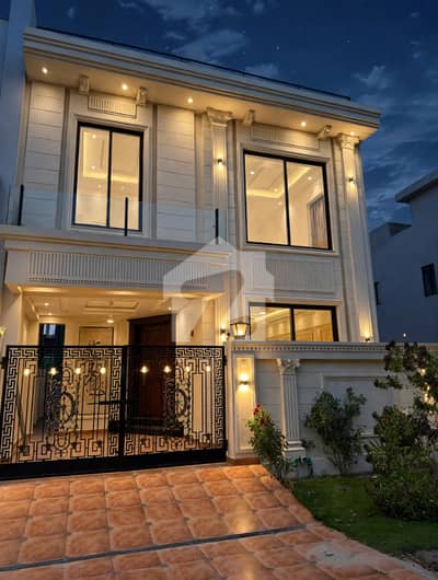 5 Marla fully brand new house available for rent in DHA 9 town