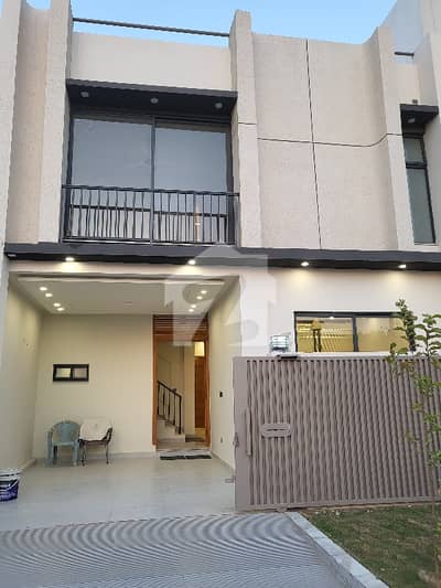 2550. Very Beautiful Double Highted Double Storey House