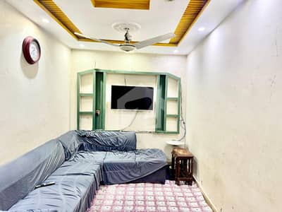 3 Marla Triple Story 6 Bed Rooms 10 Years Old With Registry And Intaqal In Private Land