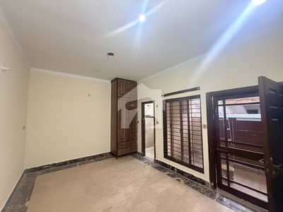 6 Marla Double Story House For Rent In Cantt Avenue Near Cantt