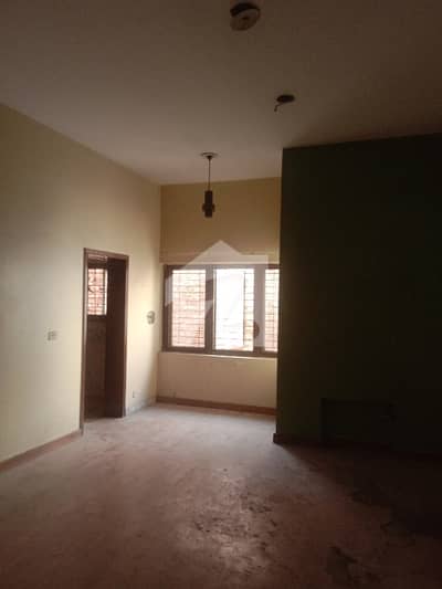 Perfect 2 Kanal House In Garden Town For Rent