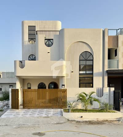 8 Marla (30x60) Designer House For Sale in Block E Mpchs Multi Garden B-17 Islamabad