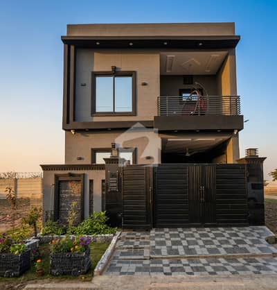 5 Marla Modern Design Slightly Used House For Sale In Park View City Lahore 5 Marla Modern Design Slightly Used House For Sale In Park View City Lahore