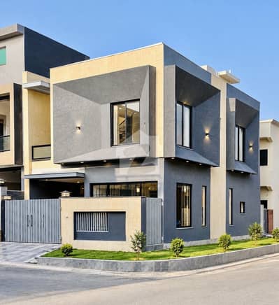5 Marla (25x50) Designer Corner House For Sale in Block F MPCHS MULTI GARDEN B-17 ISLAMABAD