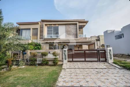 4 BEDROOM 10 MARLA HOUSE FOR SALE IN DHA 9 TOWN | LUXURIOUS FAMILY PROPERTY