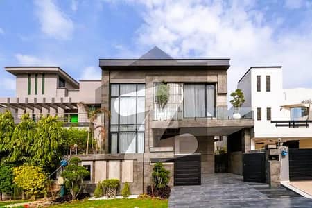 Luxurious 5 Marla Lavish Brand New Bungalow On Top Location For Rent Phase 9 Town DHA Lahore