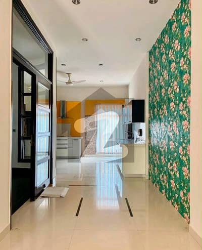کوسموپولیٹن سوسائٹی کراچی میں 5 مرلہ Studio فلیٹ 2.6 کروڑ میں برائے فروخت۔ کوسموپولیٹن سوسائٹی کراچی میں 5 مرلہ Studio فلیٹ 2.6 کروڑ میں برائے فروخت۔