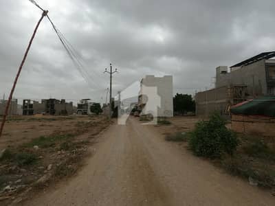 West Open Good Location Plot For Sale 120 SQY