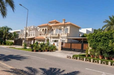 ڈی ایچ اے فیز 5 ڈی ایچ اے ڈیفینس,لاہور میں 5 کمروں کا 1 کنال مکان 18.75 کروڑ میں برائے فروخت۔