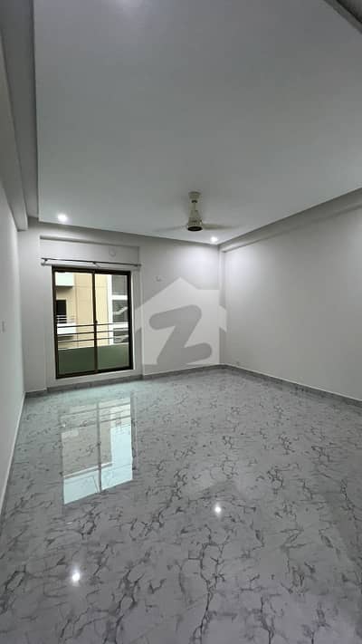 13 Marla 4 Bed Brand New Apartment For Rent Askari 12