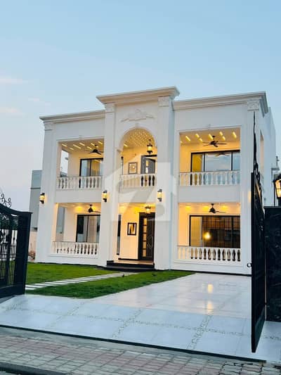 1 Kanal Residential House For Sale In Overseas B Block, Nearby Commercail Market, School, Mosuqe and Health Car Canter