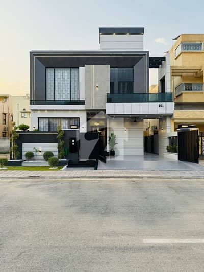 10 Marla Residential House For Sale In Jasmine Block with Gas, Nearby Commercail Market, School, Mosuqe and Health Car Canter