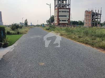 ڈی ایچ اے فیز 7 - بلاک ایکس ڈی ایچ اے فیز 7,ڈی ایچ اے ڈیفینس,لاہور میں 1 کنال رہائشی پلاٹ 3.45 کروڑ میں برائے فروخت۔