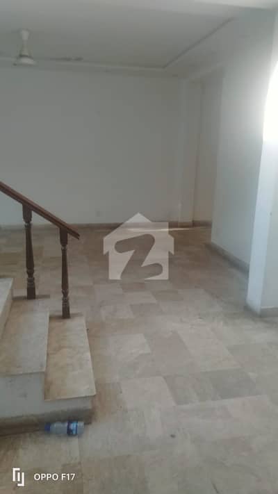 One Kanal House For Rent