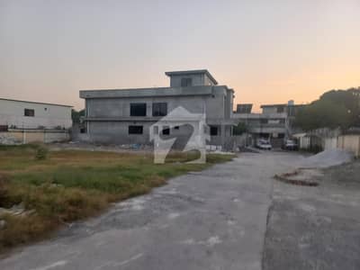 14 Marla Solid Level Plot Available in Saddar Cantt Area