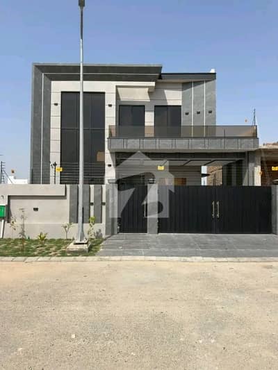 10 Marla ready to move house available in Sector C