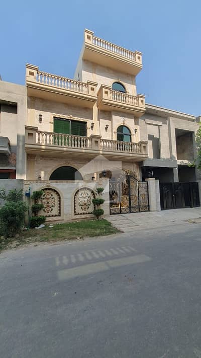 5 Marla Brand House for sale Available in Valencia