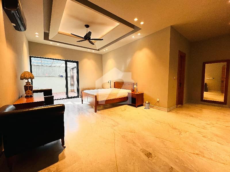 A House Of 1000 Square Yards In Rs. 4500000 A House Of 1000 Square Yards In Rs. 4500000