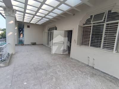 1 Kanal Upper Portion with Separate Gate for Rent in DHA Phase 1