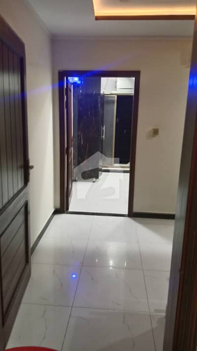 سوان گارڈن ۔ بلاک ایچ سوان گارڈن,اسلام آباد میں 1 کمرے کا 2 مرلہ بالائی پورشن 25.0 ہزار میں کرایہ پر دستیاب ہے۔ سوان گارڈن ۔ بلاک ایچ سوان گارڈن,اسلام آباد میں 1 کمرے کا 2 مرلہ بالائی پورشن 25.0 ہزار میں کرایہ پر دستیاب ہے۔
