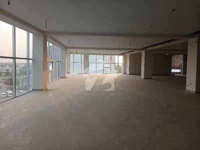 16 MARLA COMMERCIAL BUILDING FOR RENT - DHA PHASE 08 16 MARLA COMMERCIAL BUILDING FOR RENT - DHA PHASE 08