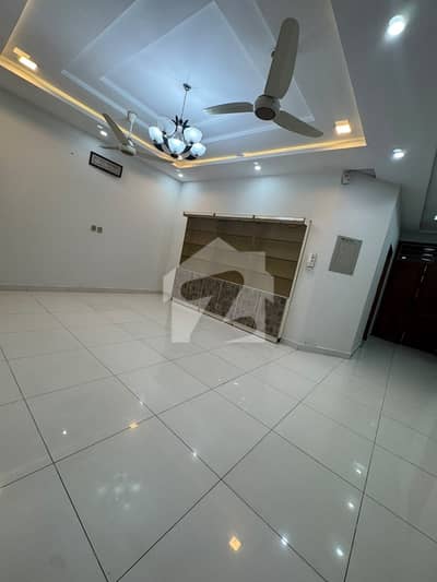 G-13Islamabad 10 Marla Tile Flooring Ground Portion Available For Rent