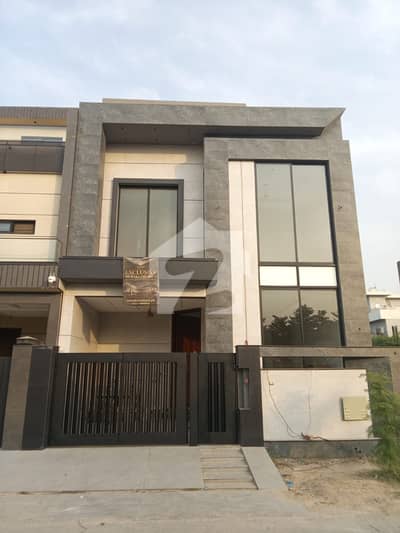 5 Marla Prime House for Sale in M7A Lake City Lahore 5 Marla Prime House for Sale in M7A Lake City Lahore