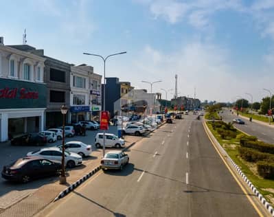 لیک سٹی رائیونڈ روڈ,لاہور میں 8 مرلہ کمرشل پلاٹ 18.0 کروڑ میں برائے فروخت۔