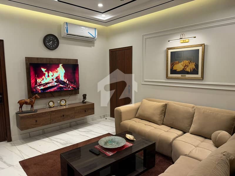 Flat Apartment In Family Residence Building Flat Apartment In Family Residence Building